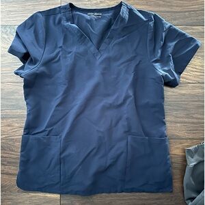 Mandala Large three pocket scrub top navy